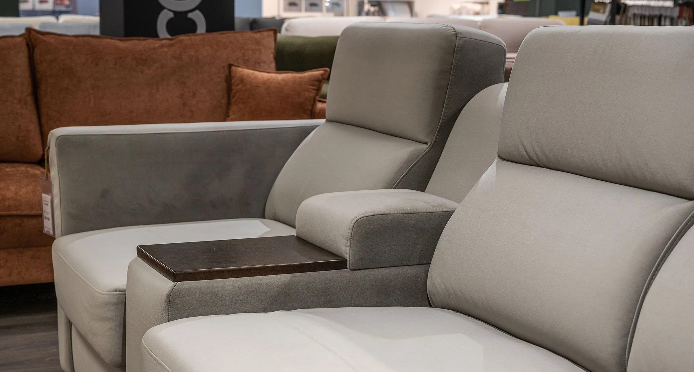 Manhattan 6 Comfortnova Сильвио Manhattan 6 Comfortnova Сильвио