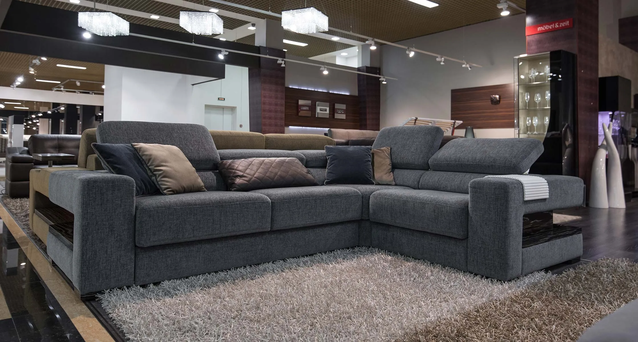 Divine 40 Flex Solo MobelZeit