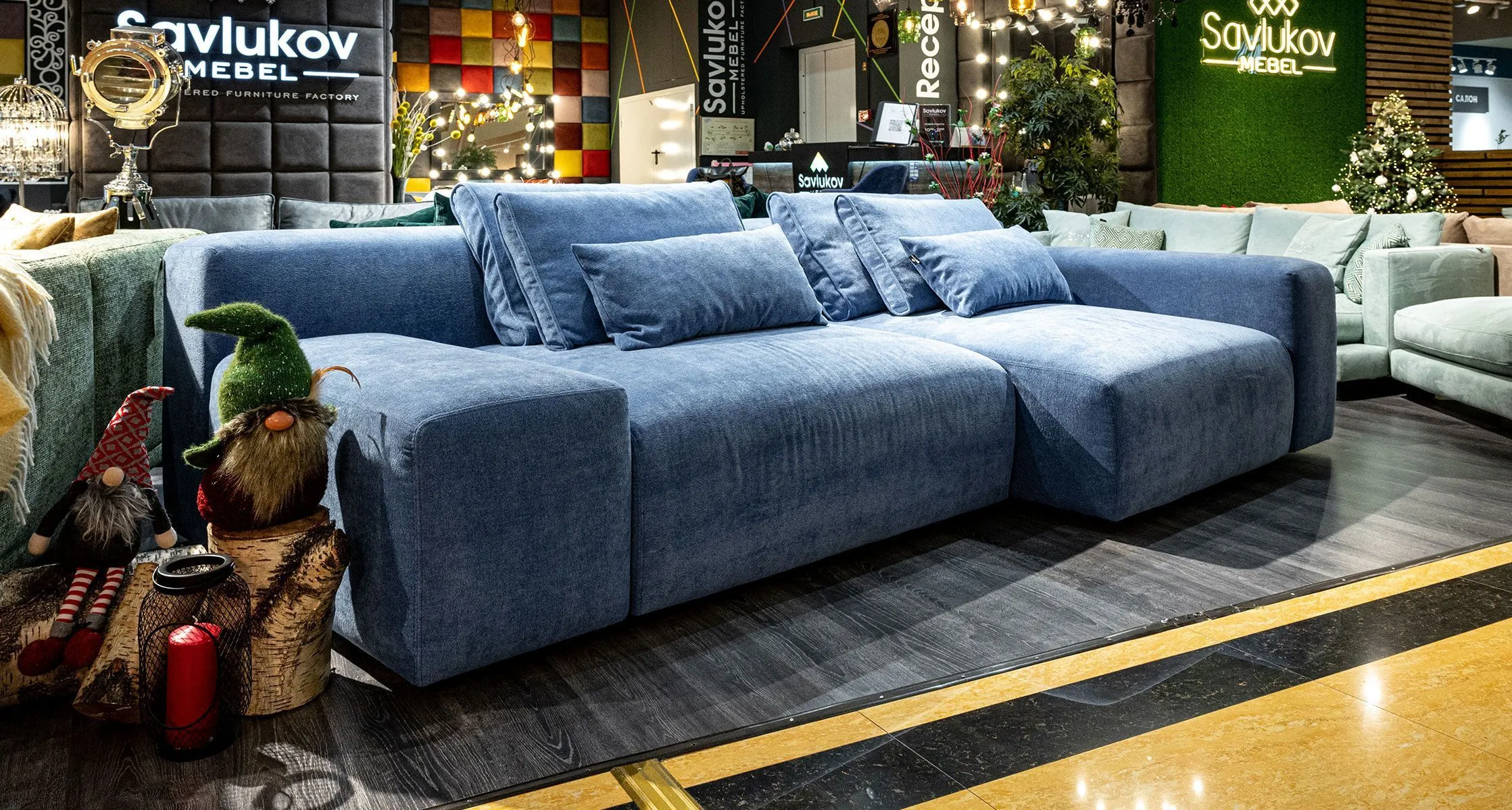 Friends 19 Savlukov Riviera