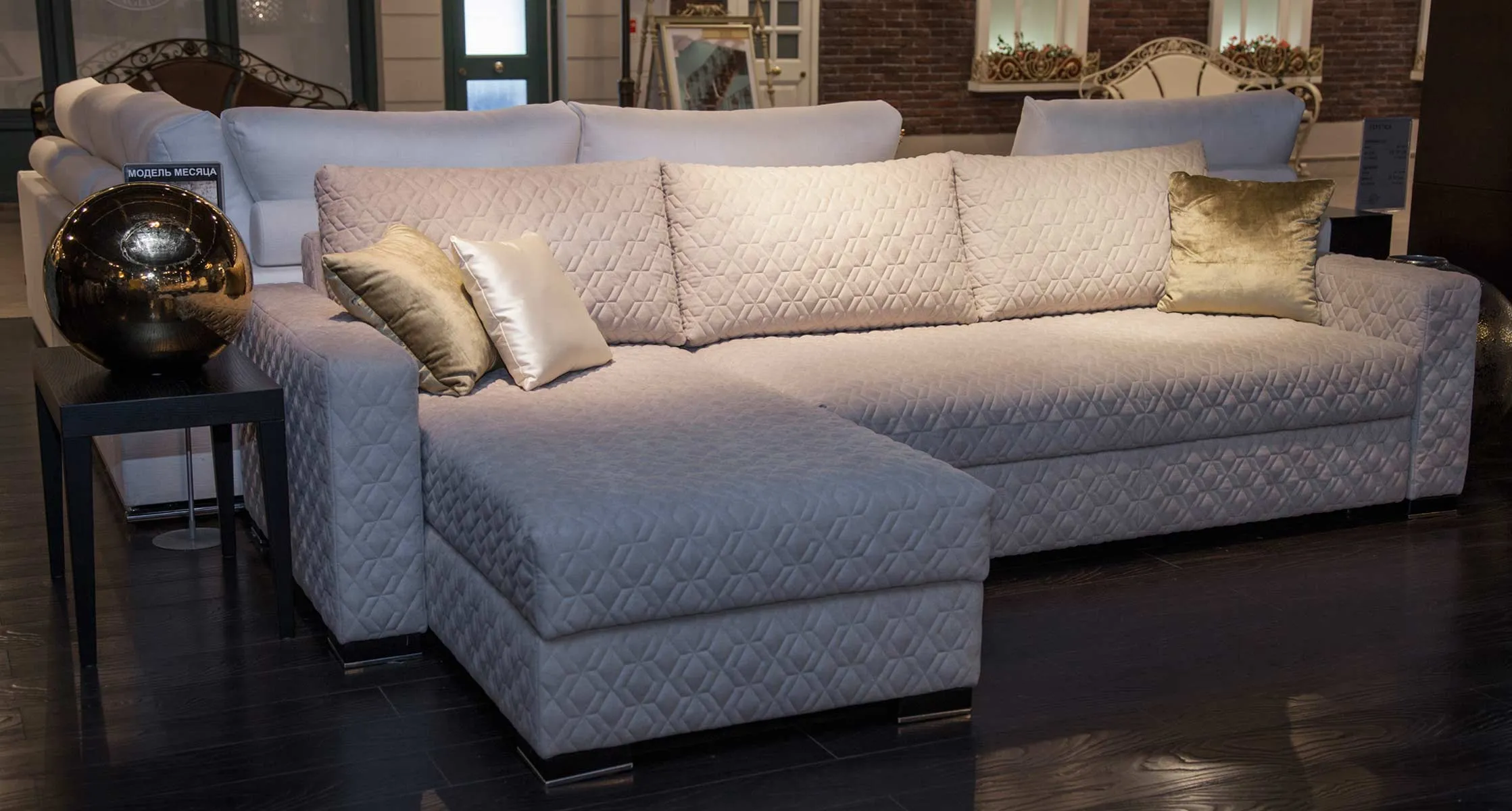 Miss_01_Estetica_Etro