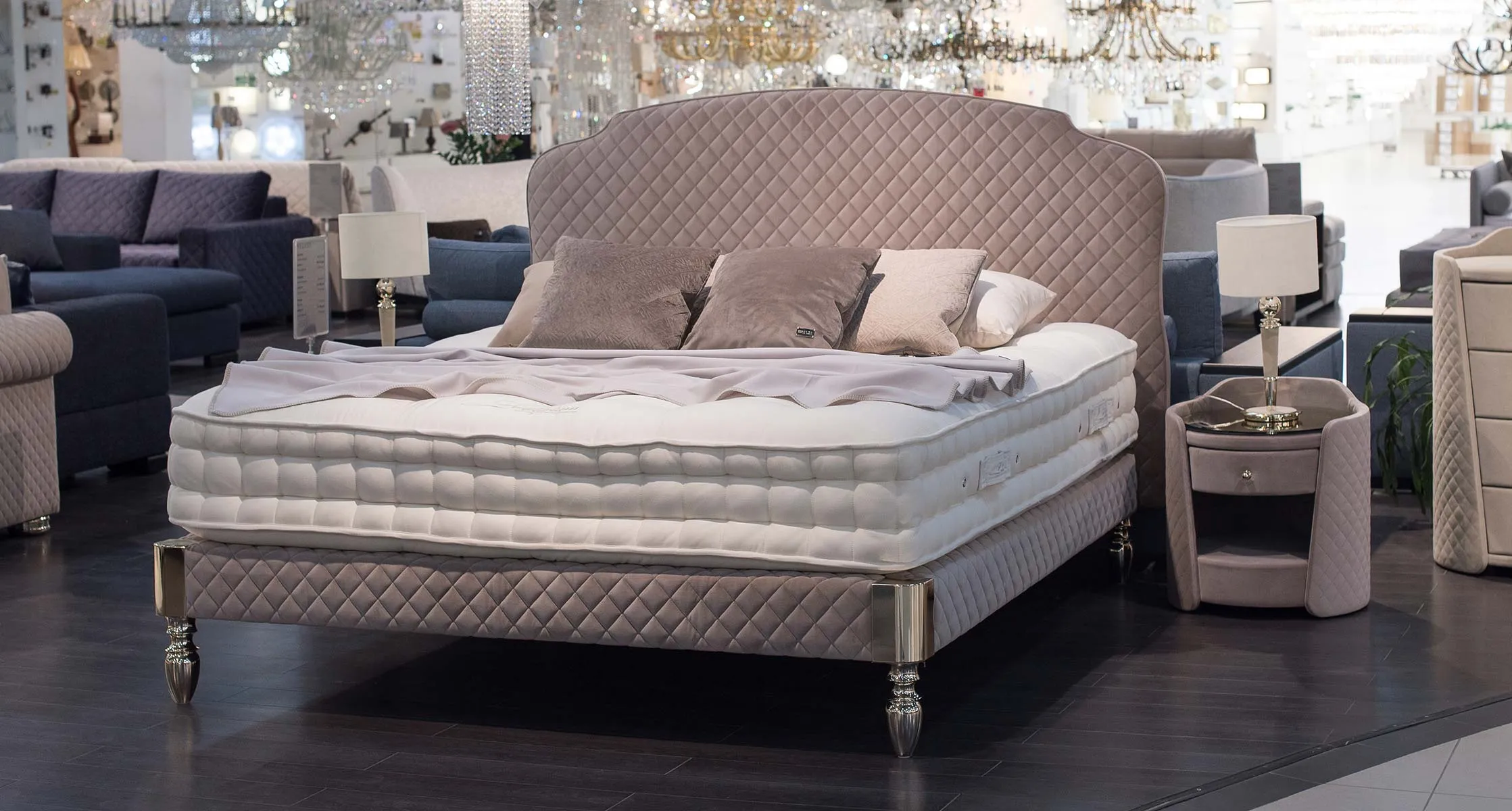 Manhattan-3_Estetica_Palladium-Spring-Box-3