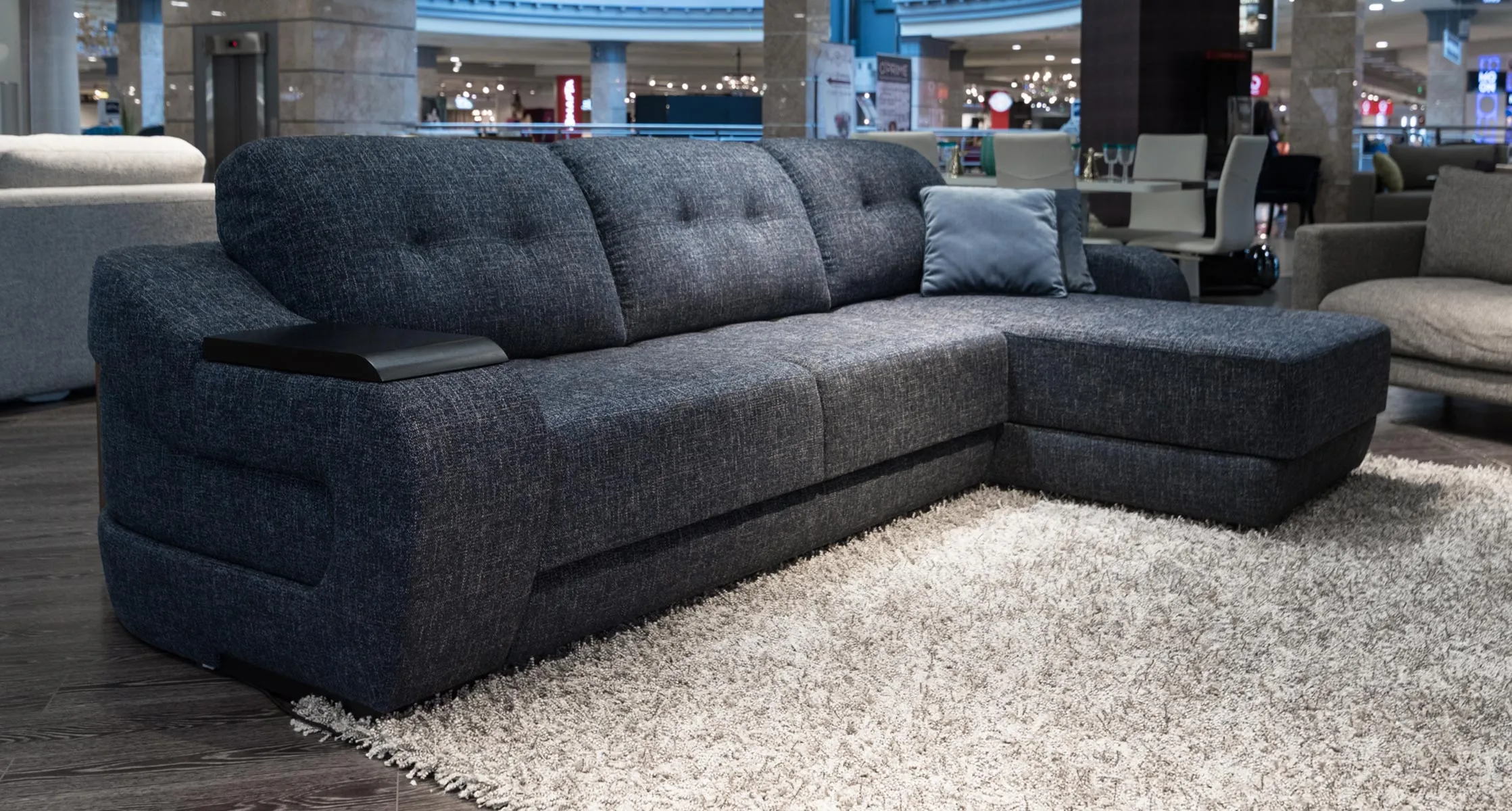 Chanel 45 MobelZeit Monterey