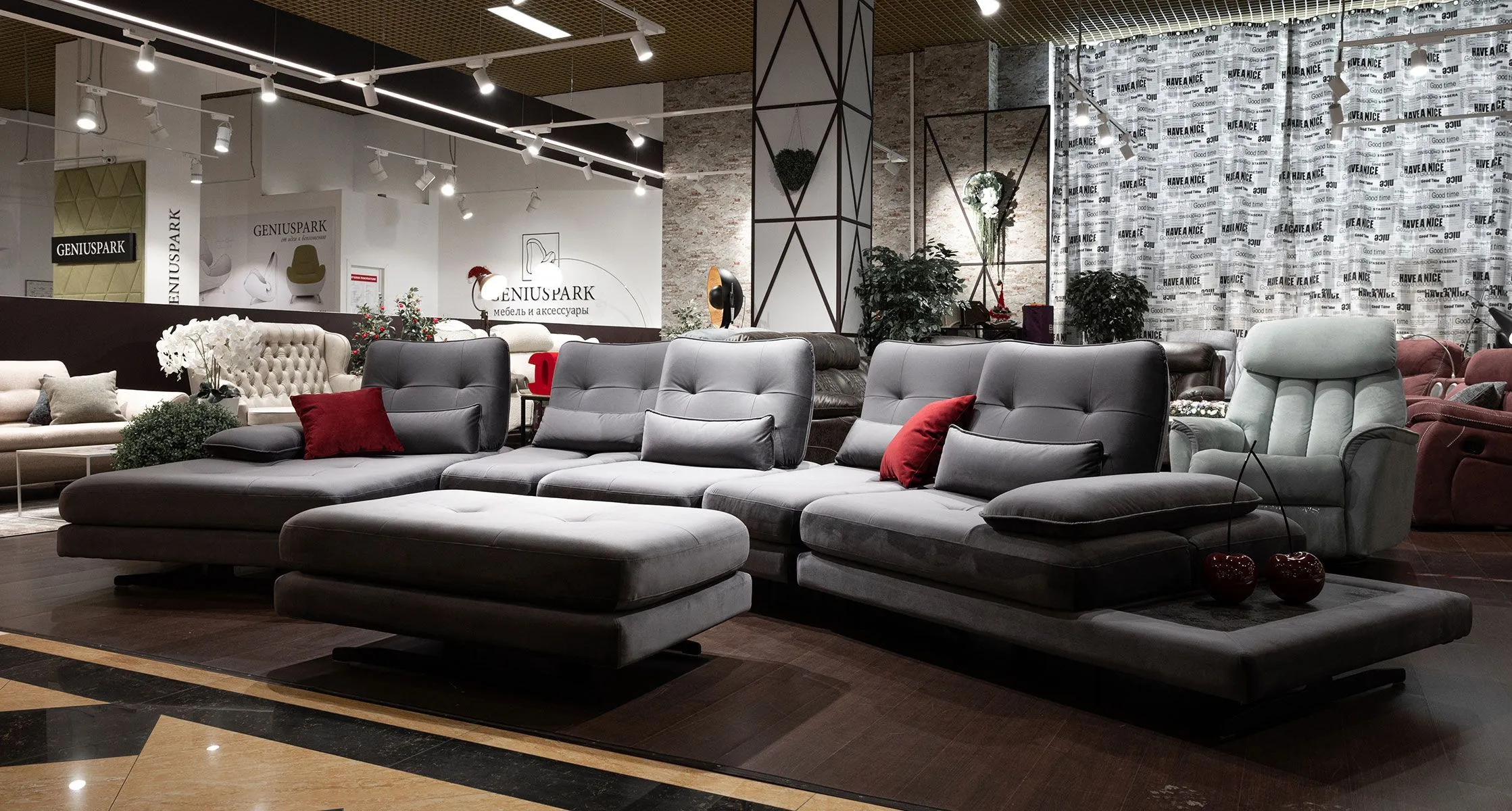 Manhattan 8 Balito Брендон