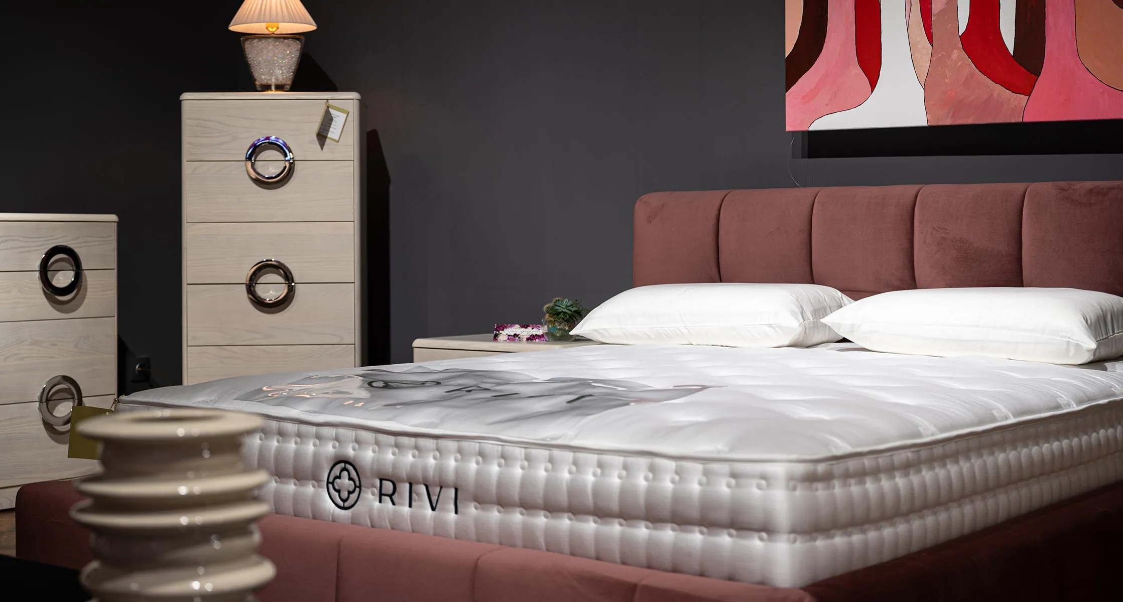 Manhattan 17 Rivi Naomi