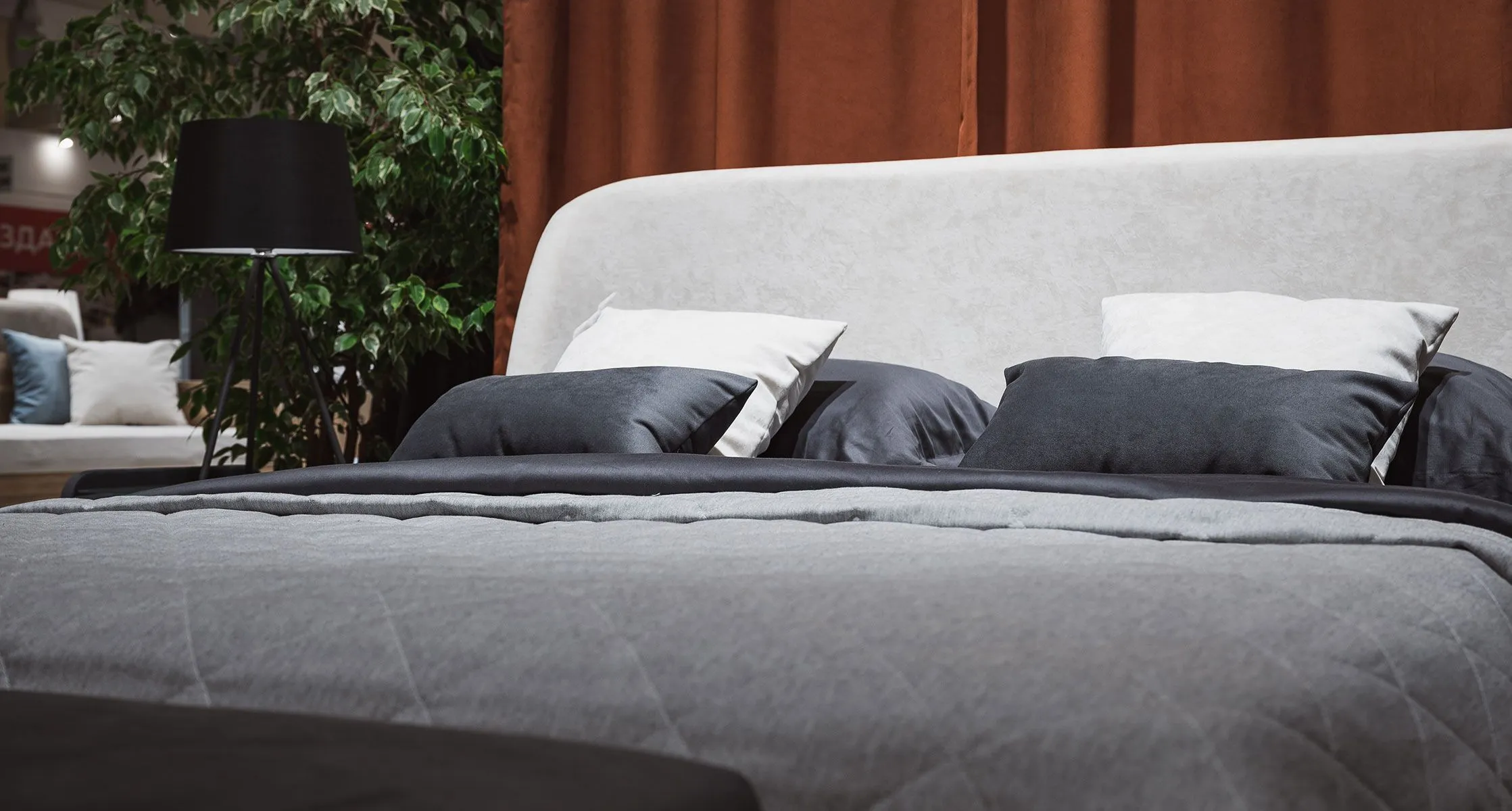 Bentley 1 Сонум Nicole