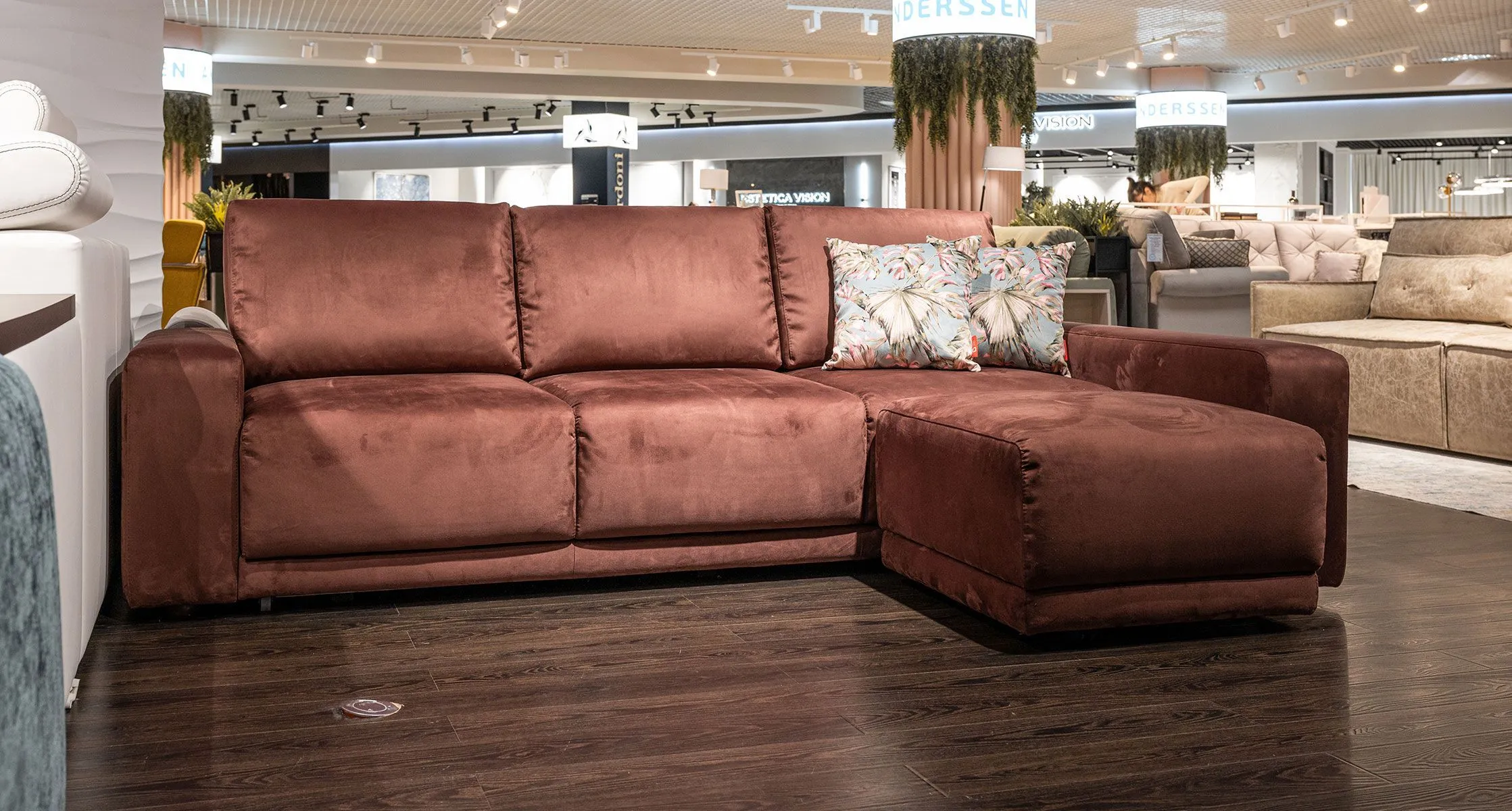 Idol 118 Divanger Митчел