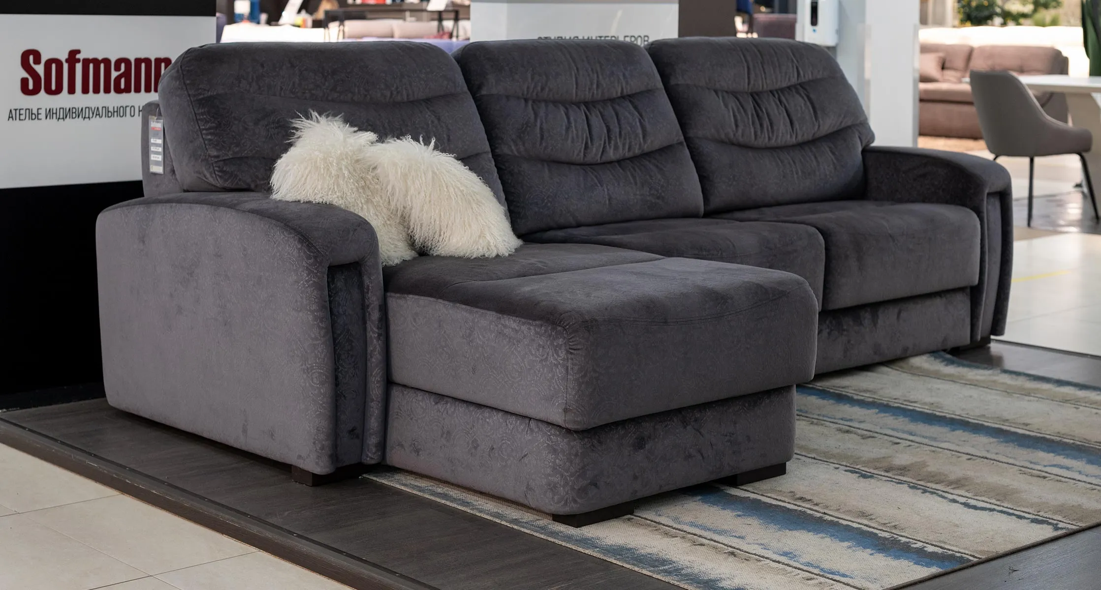 Manhattan Damask 8 Soffman Frank