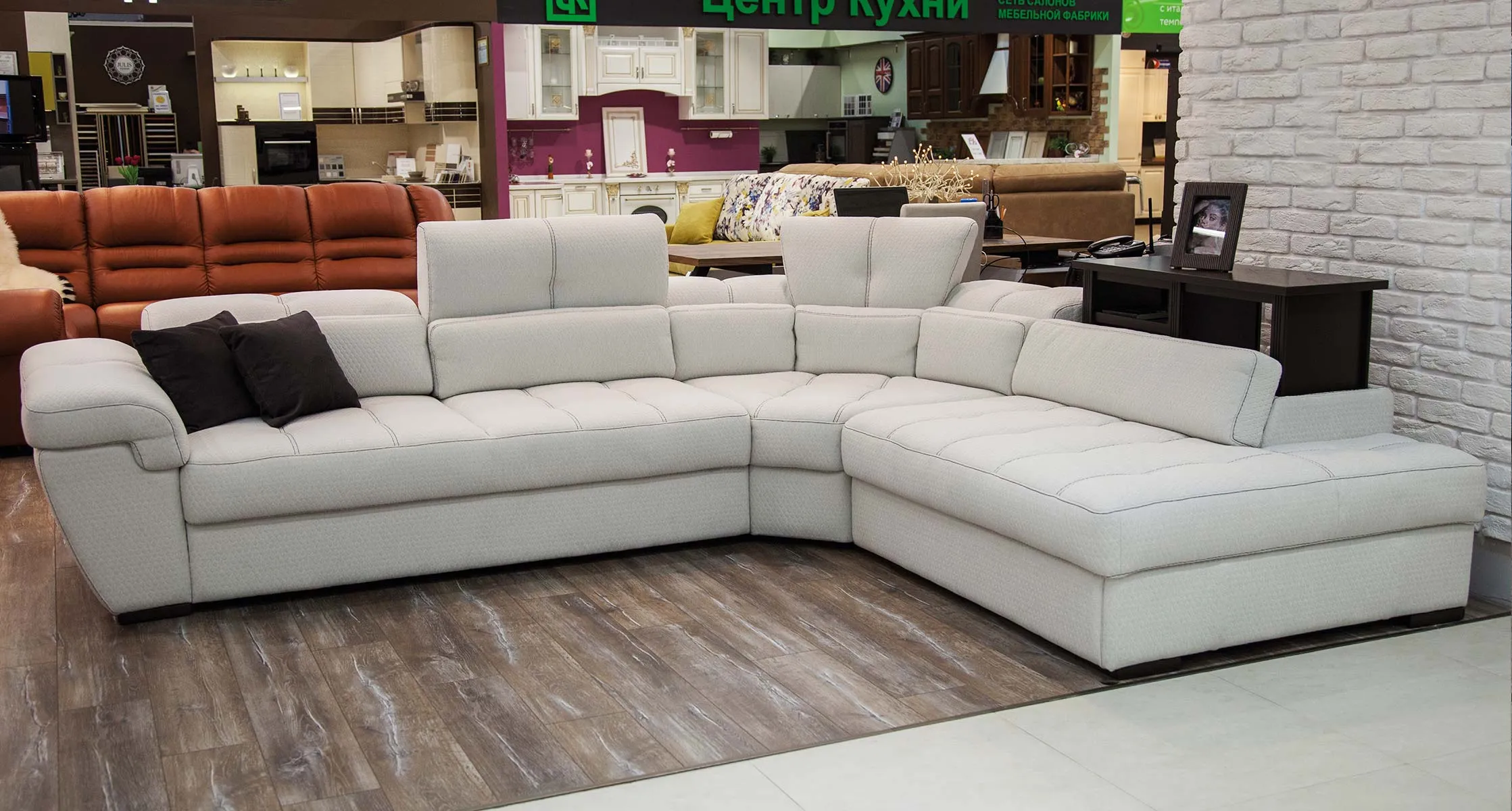 Pixel_7_Andrea_Neapol_(3)