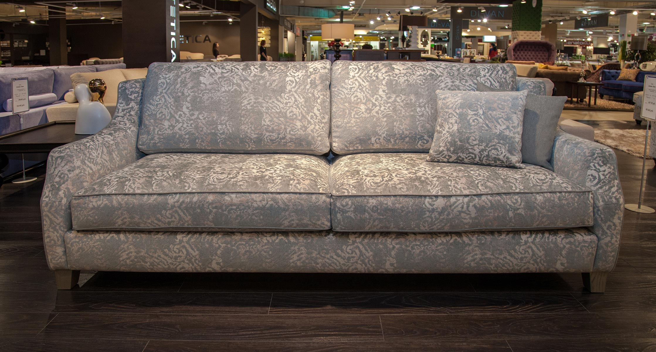 Mikella_7205_Estetica_Vegas1)