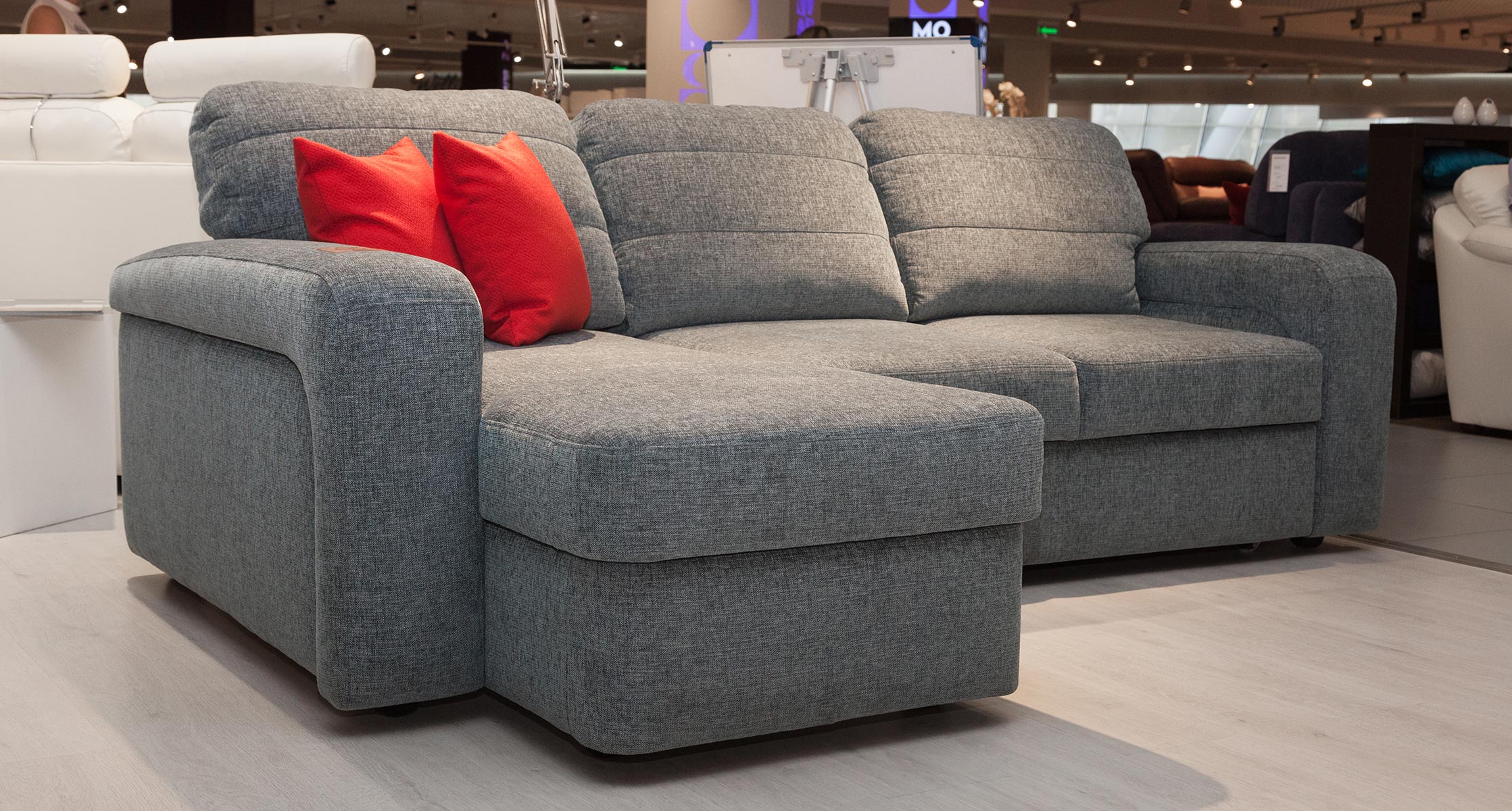 Divine_40_Divanger_Norman-1