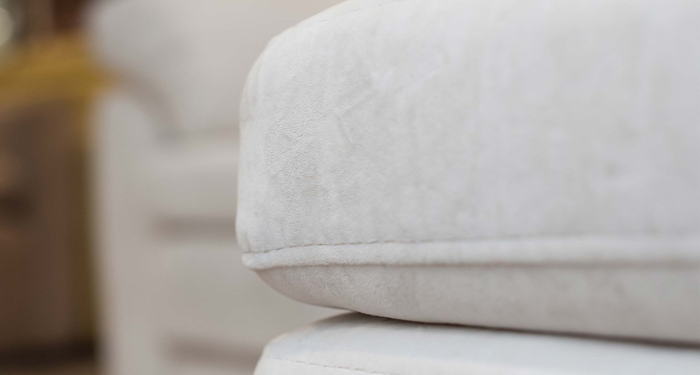 Bentley Plain 1 Charli Divanger