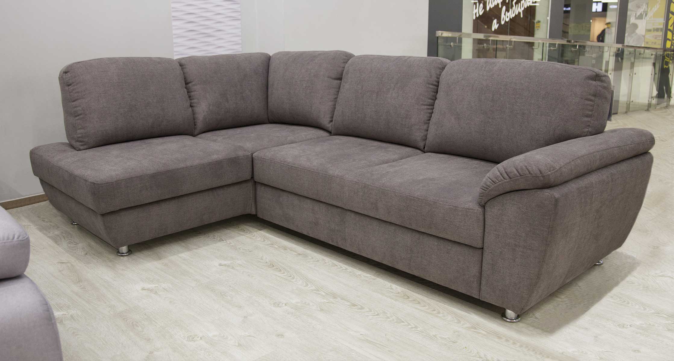 Miss_12_DivanGer_Foster_(1)