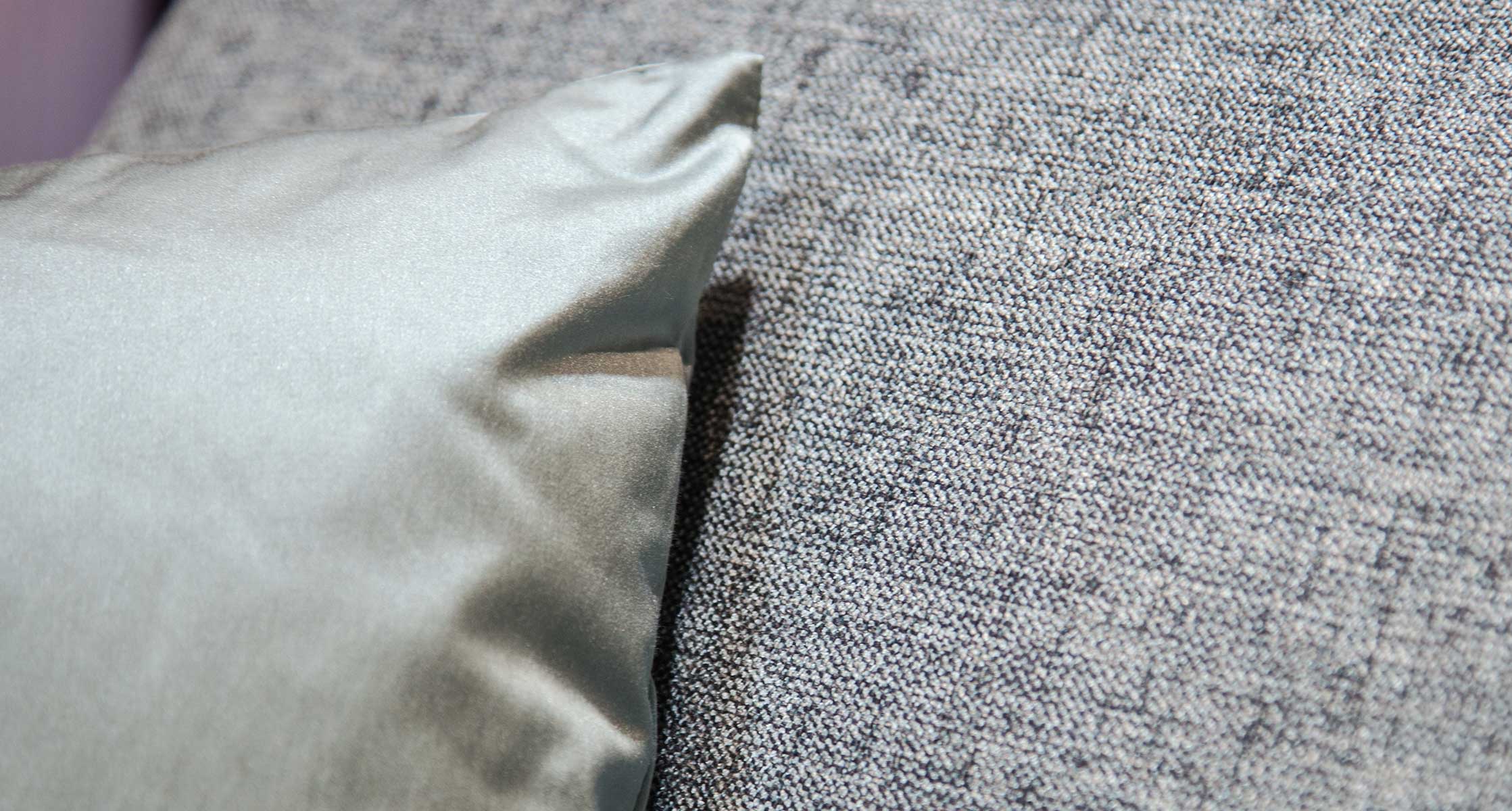 Divine_40_Sofmann_Ego