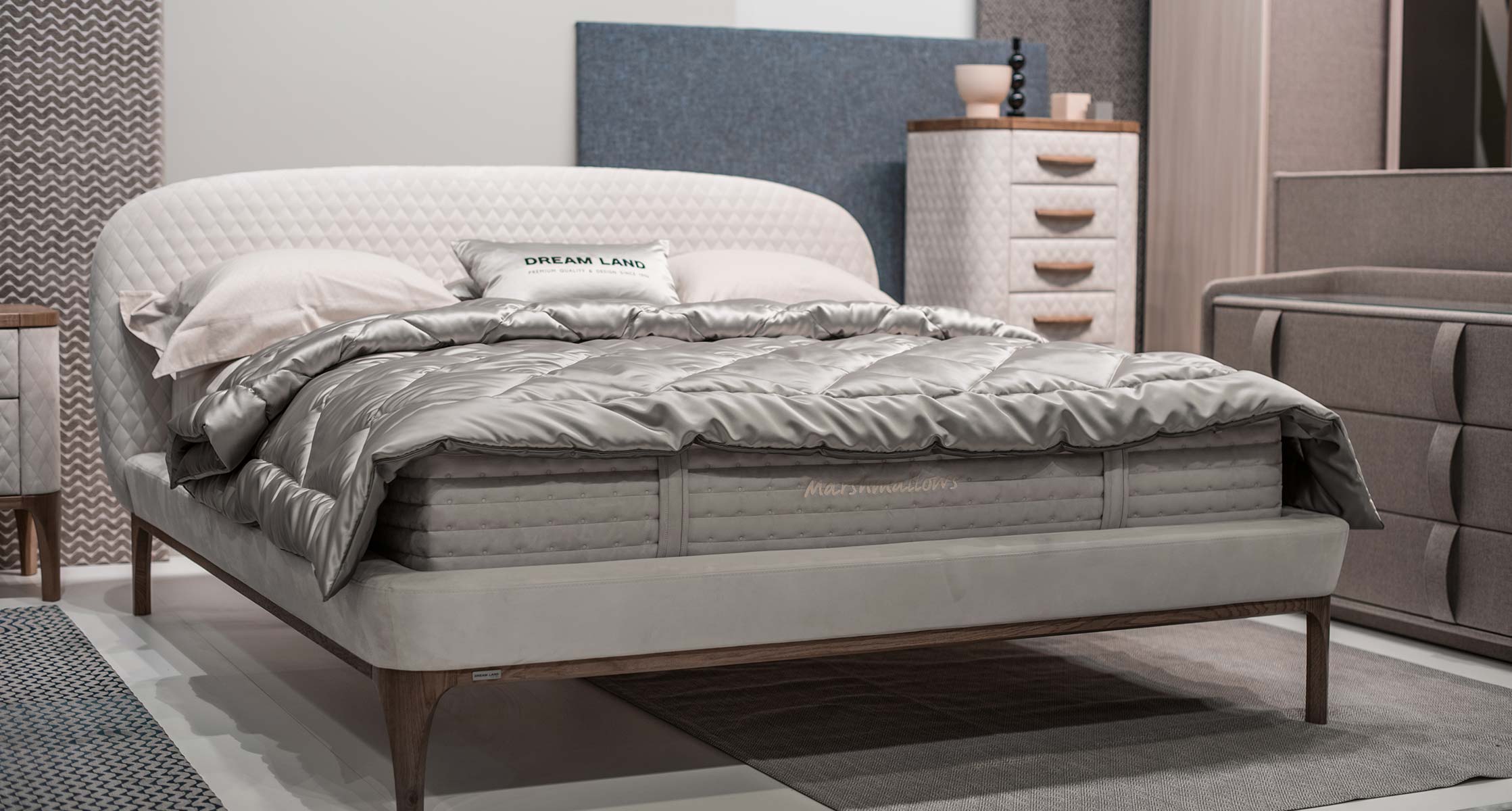 Idol 102 Риволи DreamLand