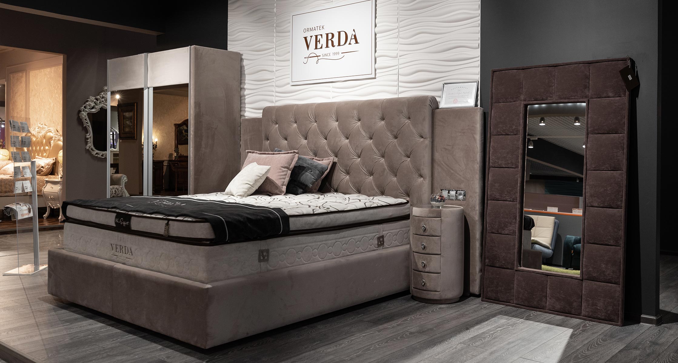 Manhattan 5 Verda Alliance