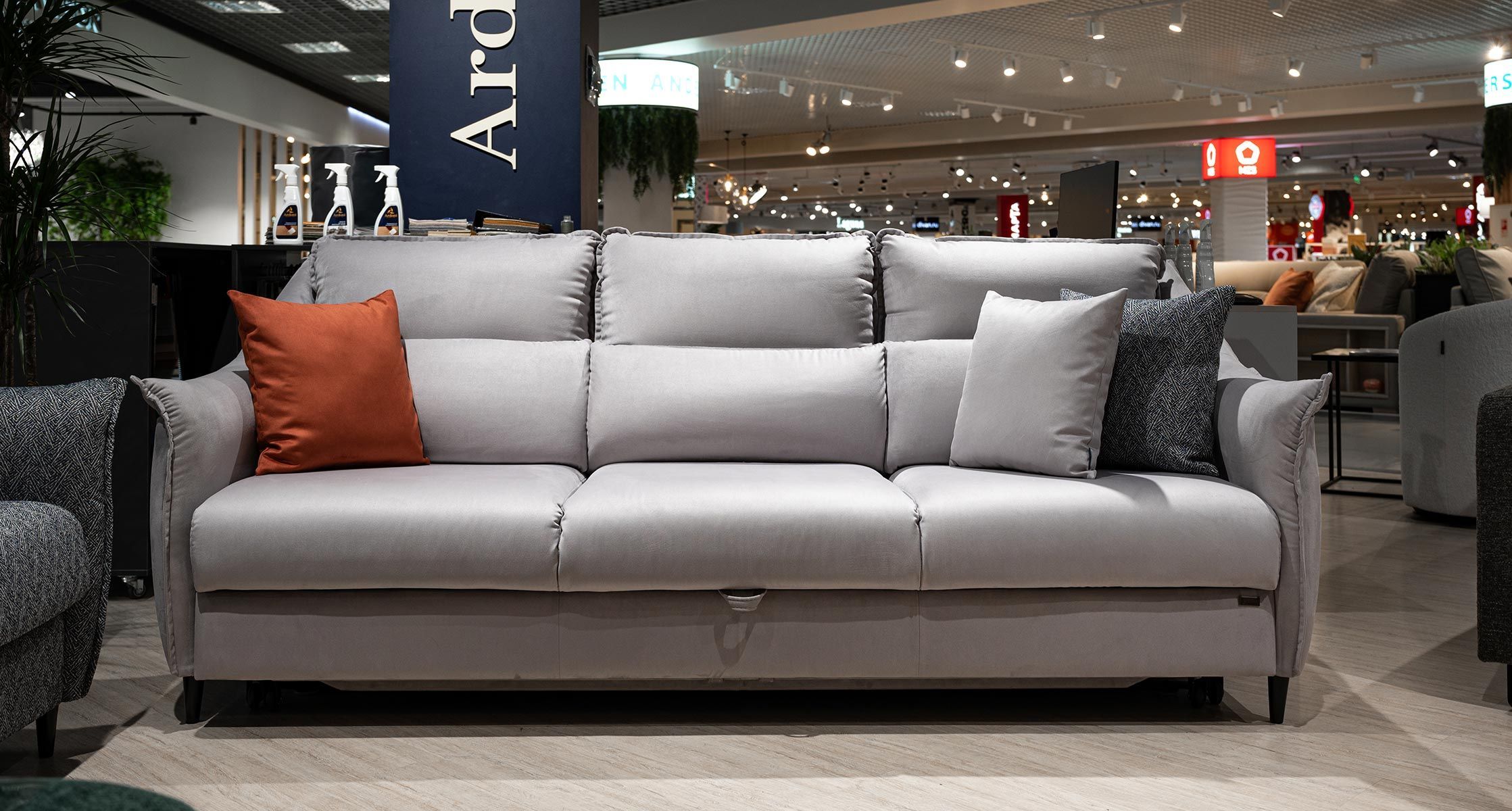 Club 18 Ardoni Женева