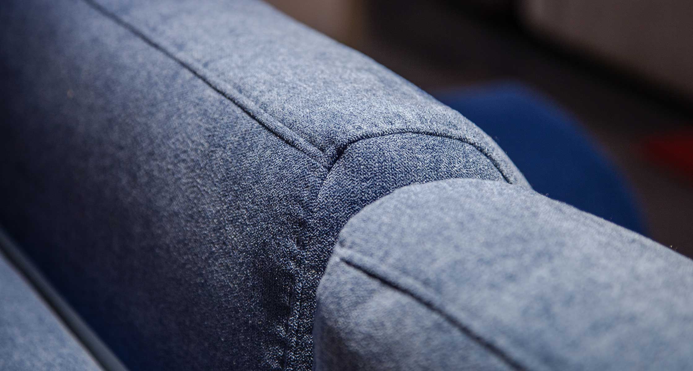 Miss_36_Divani_express_Iris_2-(1) Miss_36_Divani_express_Iris_2-(1)