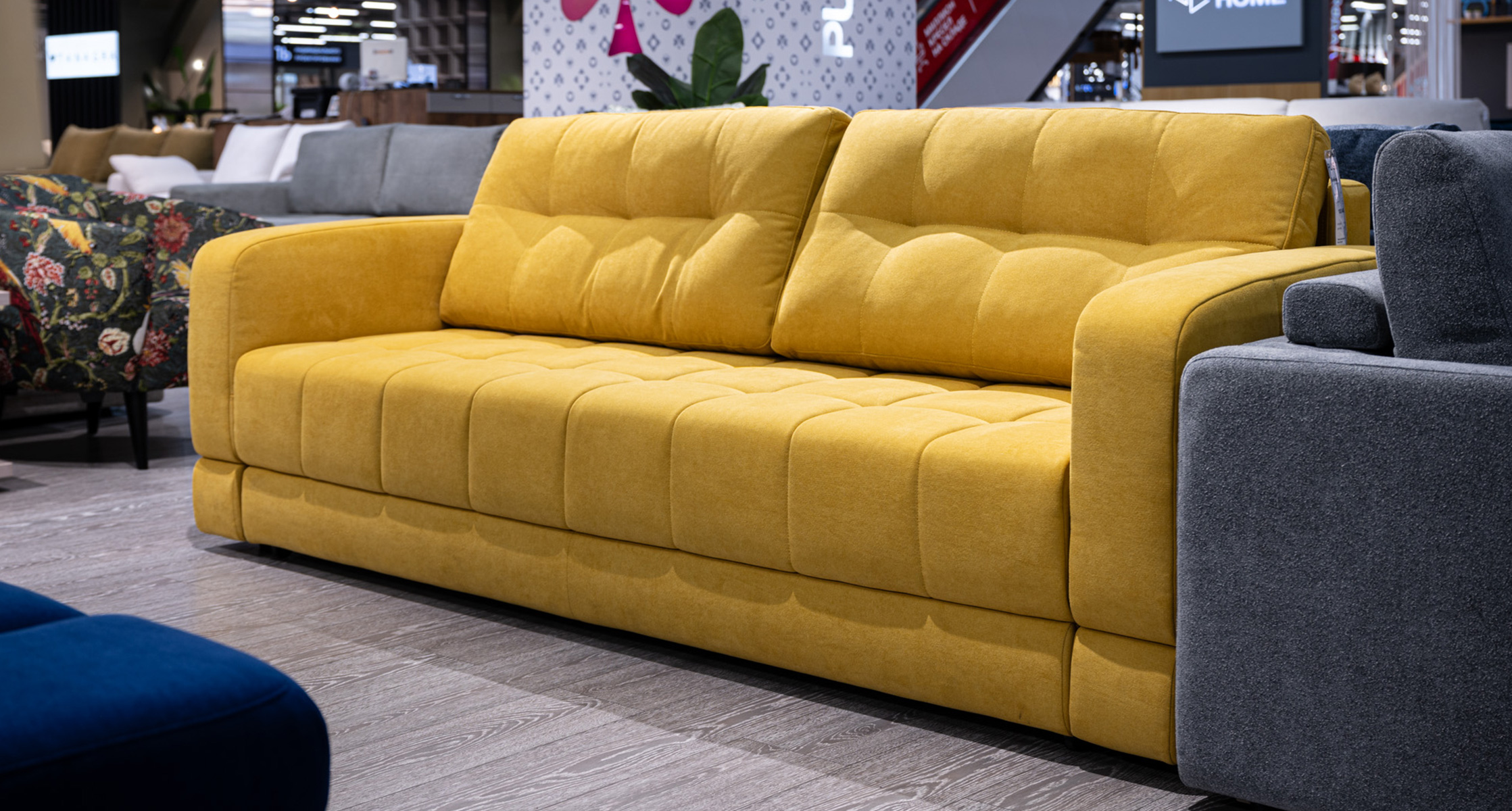 Miss 83 Pushe Бейкер