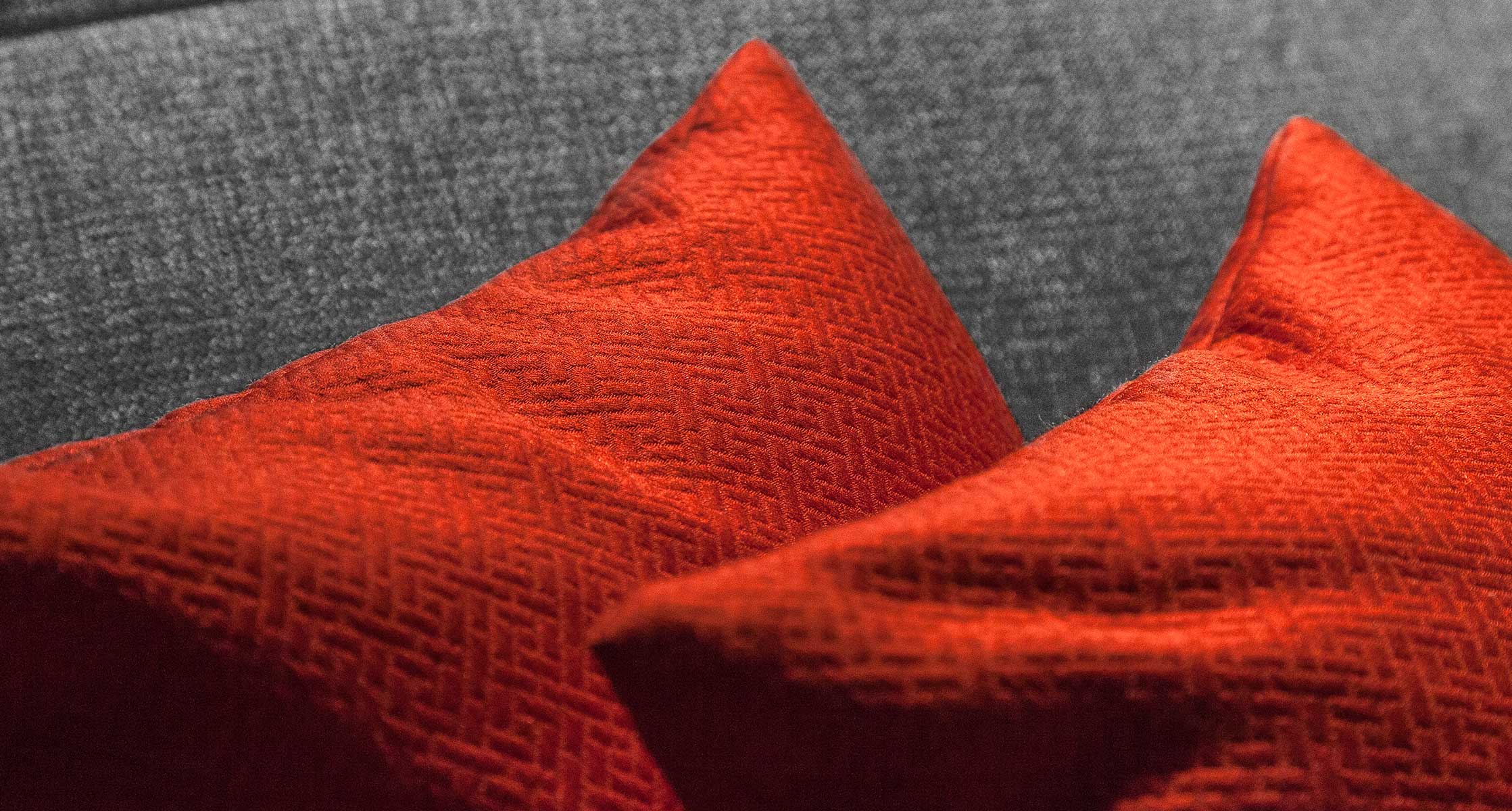 Divine_40_Divanger_Norman-1