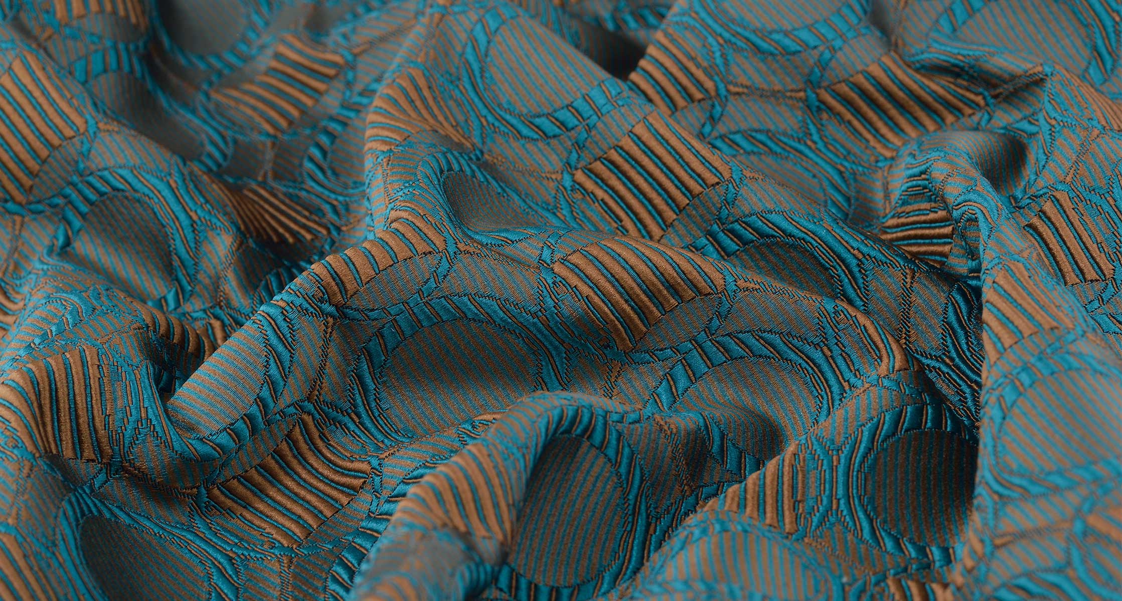 Объем Ткани King Flower\Ludlow\107