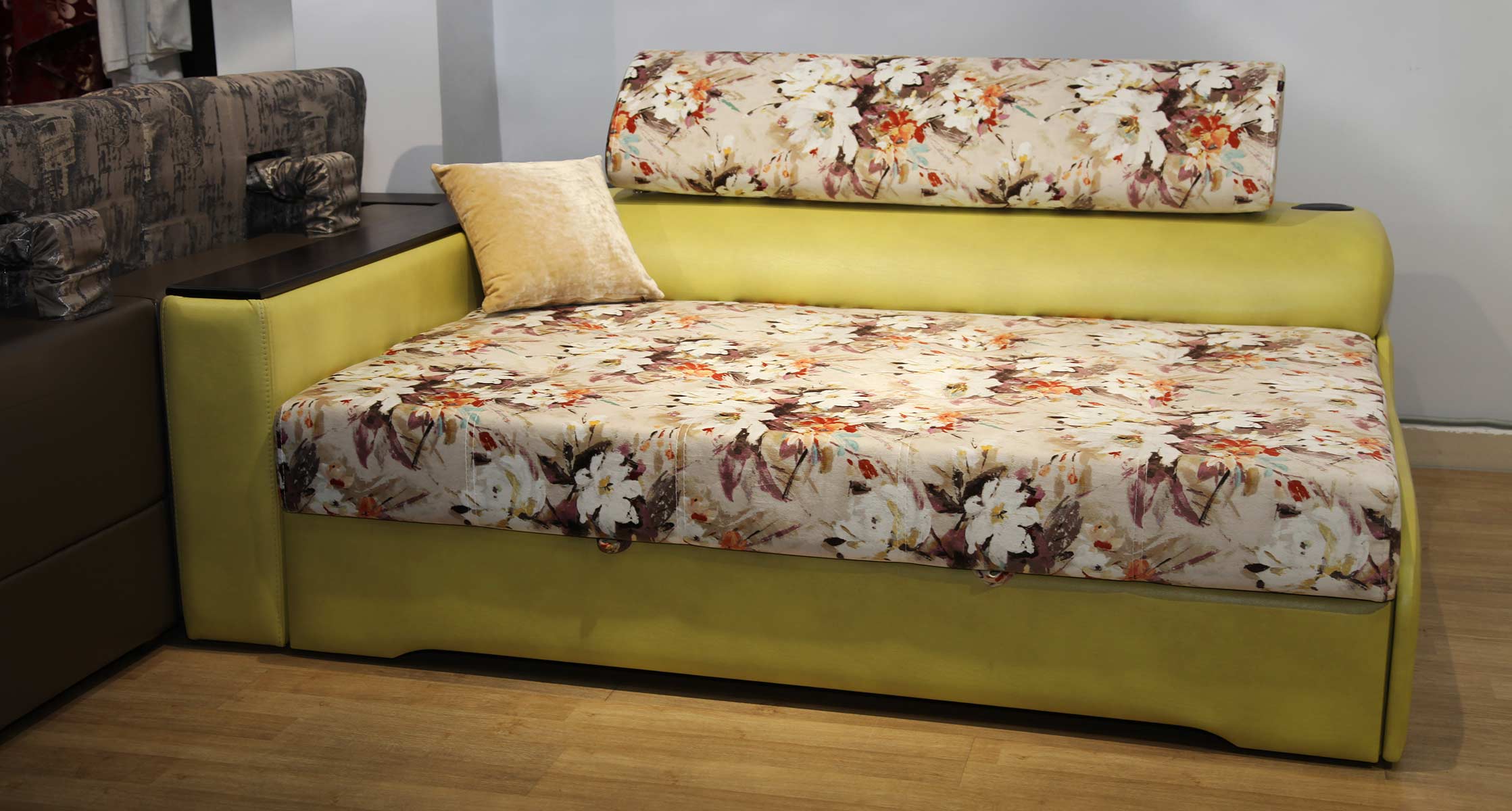 Mix_Trend_Flower_1_Bravo_16_DreamPark_Edem-2-(29)